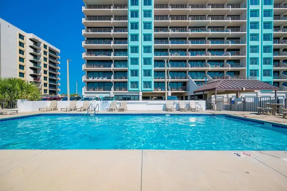 Island Winds East 311 3 Bedroom Condo