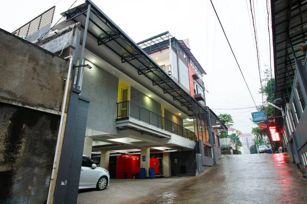 Oyo 230 Maleo Residence