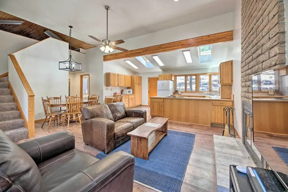 Hike, Bike & Ski, 12 Mi to Slopes: Serene Cabin