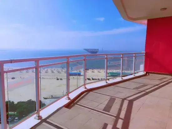 Xinsuihai Seaview Apartment (Yingkou Shanhai Square Vanke Shop)