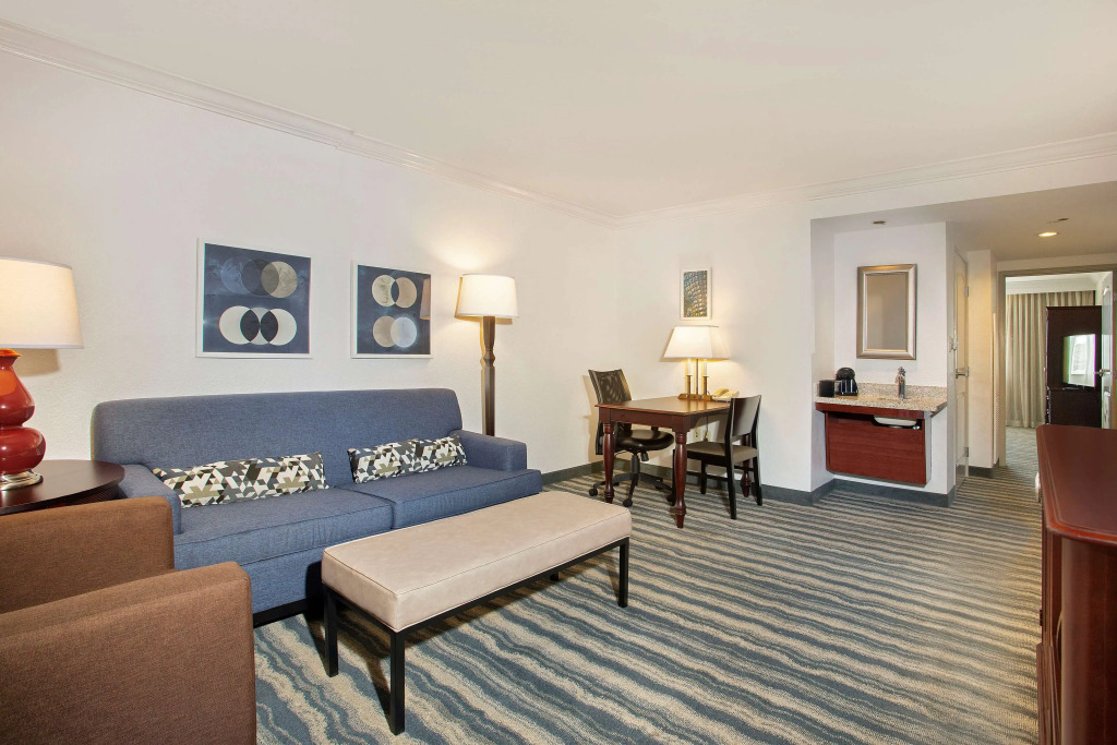 Embassy Suites by Hilton Tampa Brandon