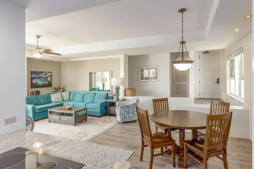 New! Palms 702 - Romantic Retreat - Split AC in Bedroom - Open-air Living Area