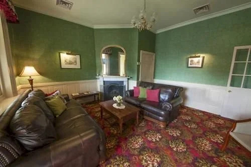 The Old George & Dragon Guesthouse