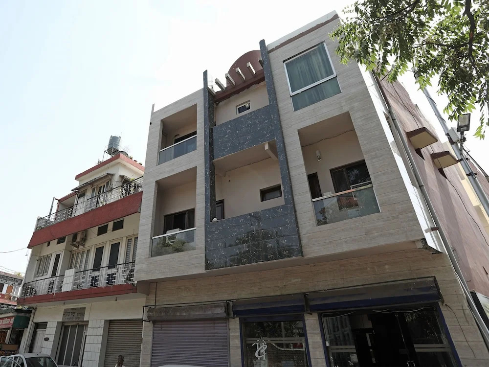 OYO 11854 Hotel Comfort