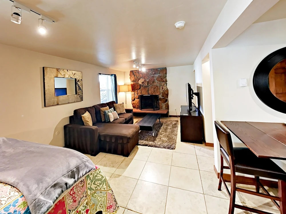Mountain Studio in Vail w/ Shared Hot Tub by RedAwning