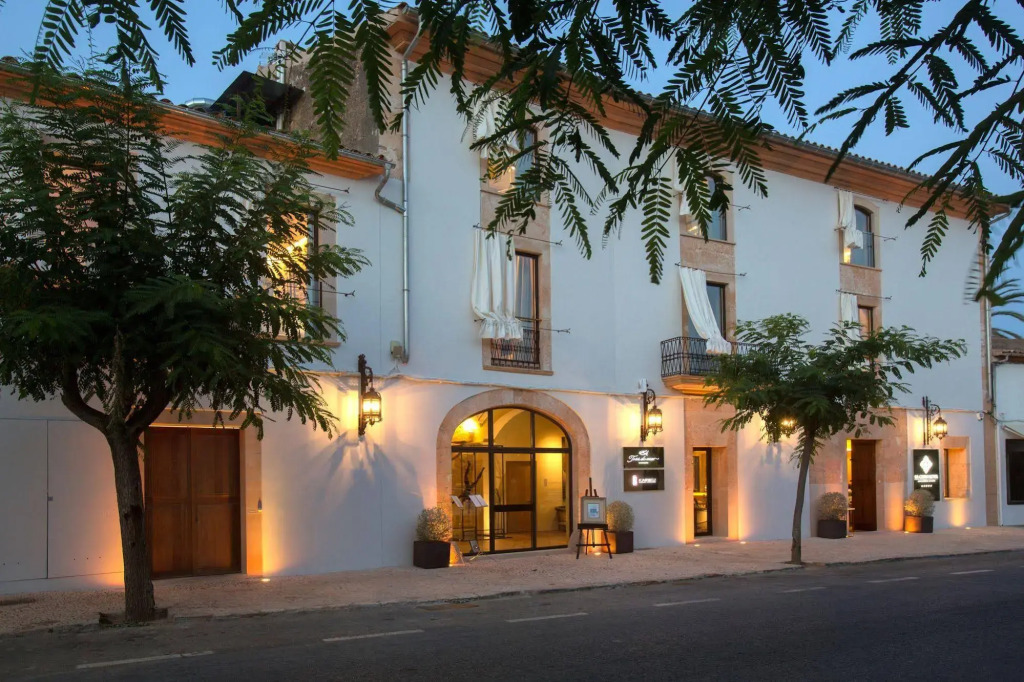 Sa Creu Nova Petit Palais Art & Spa