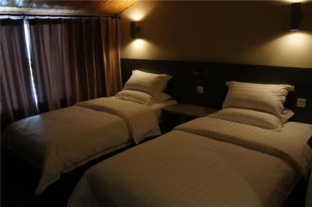 Xunji Hotel