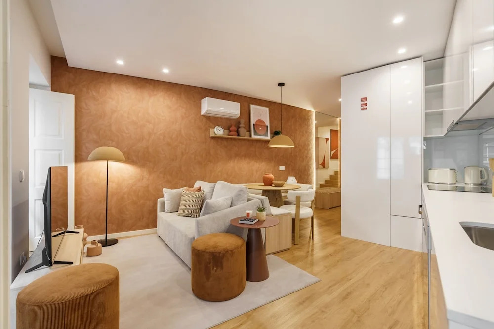 Casa do Livro - E a de Queir s Apartment by Minho