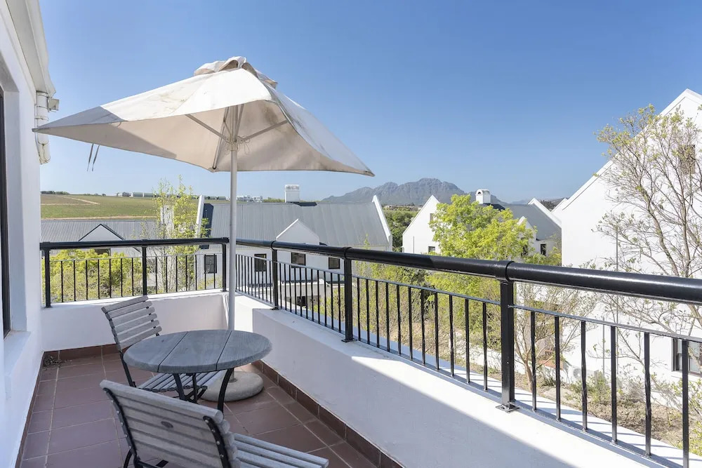 Winelands Golf Lodges 39