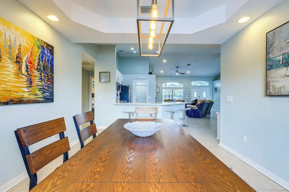 Pet-friendly Fort Pierce Home w/ Pool & Kayaks!