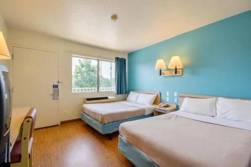 Rodeway Inn