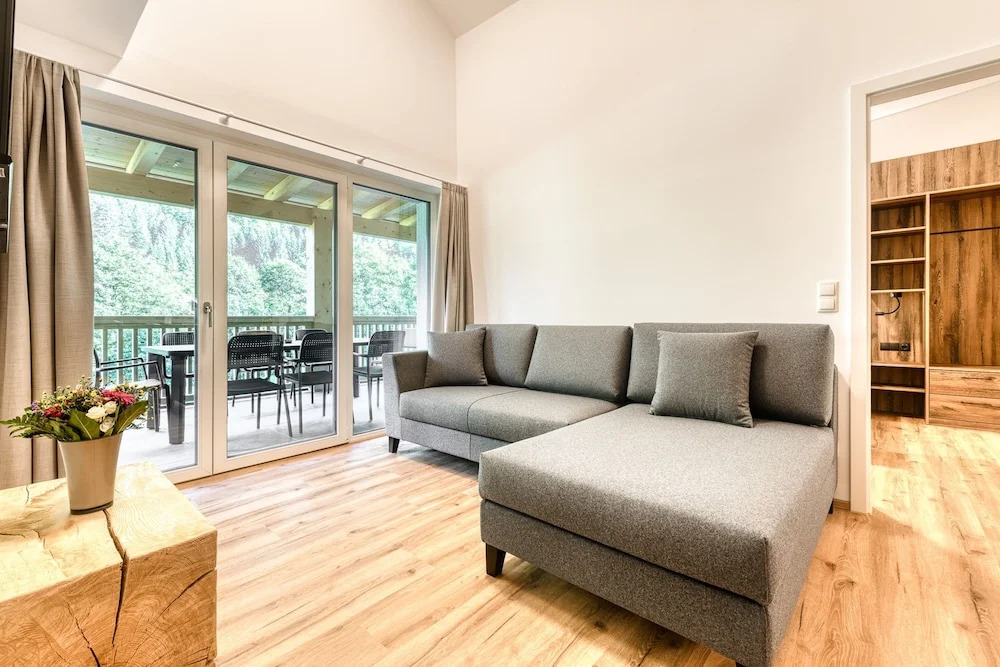 Brandnerhus Nr 25 - Balkon 4-zimmer Ferienwohnung