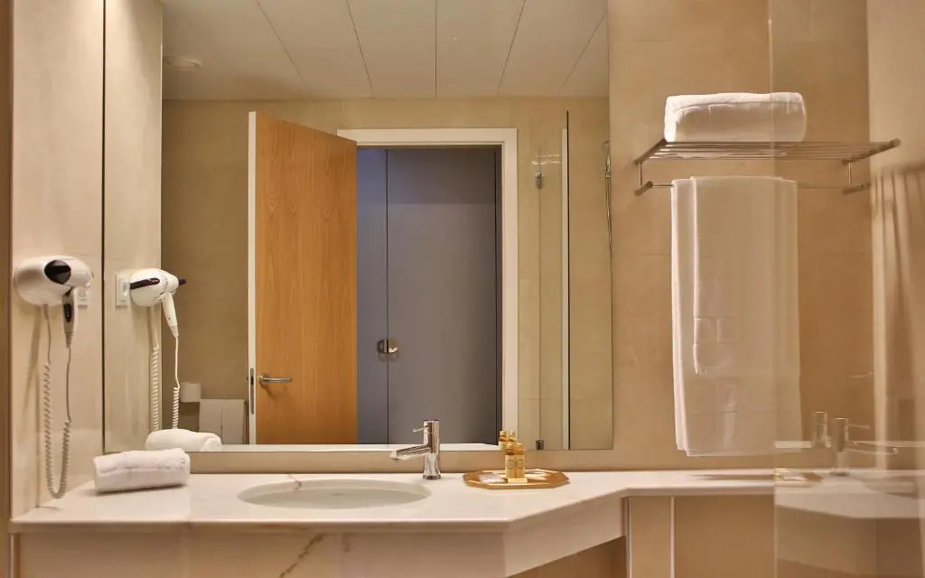 Delfim Douro Hotel