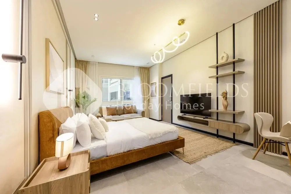 Bloomfields Stylish Stu Burj View Arjan