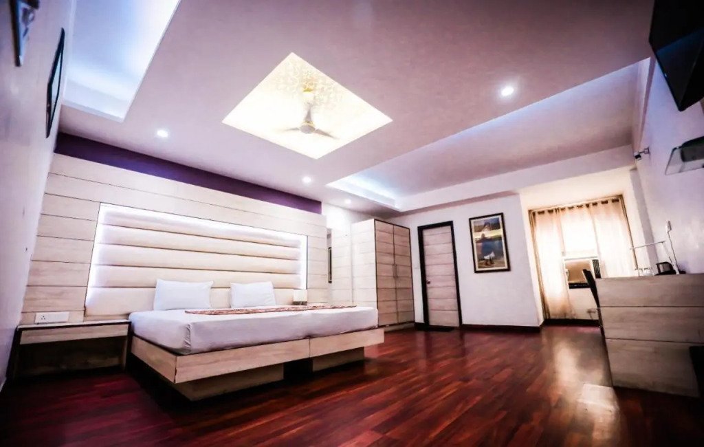 Homansh Galaxy Hotel