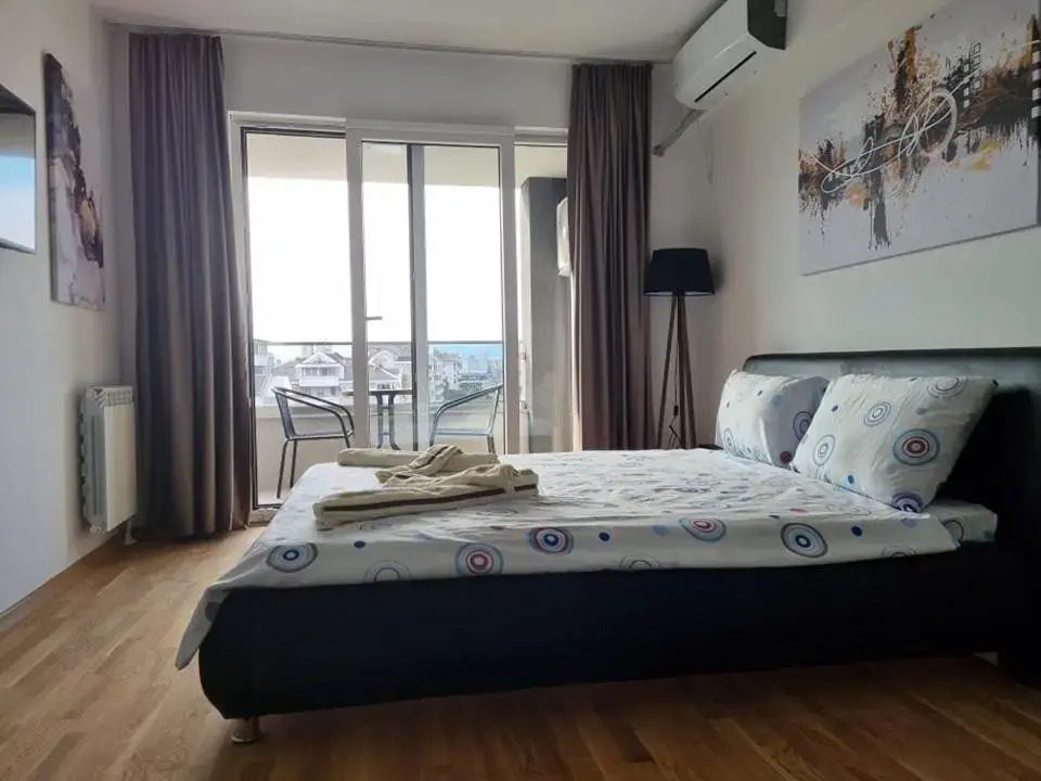 Porta Bus Station Apartment
