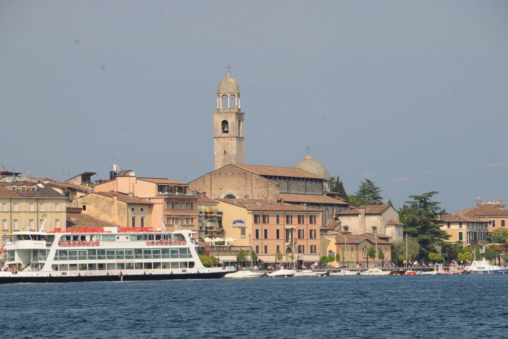 Silvy Apt Salo Charming & Near Center