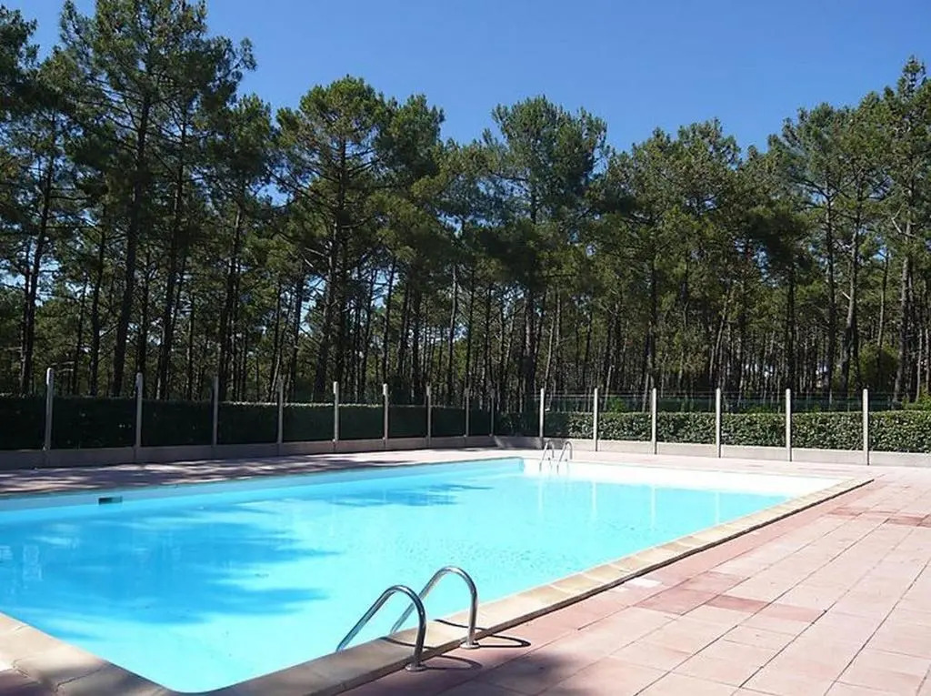Pavillon dans residence avec piscine - 15702