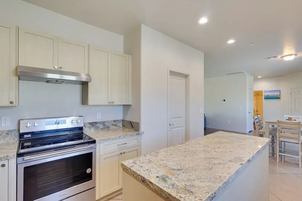 Desert Escape Near Lake Havasu & London Bridge