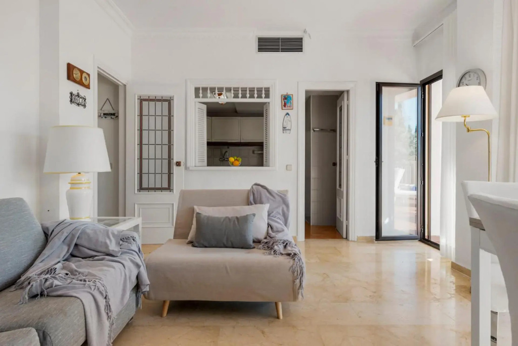 1 Bedroom Apartment in Andalucía del Mar - Puerto Banús