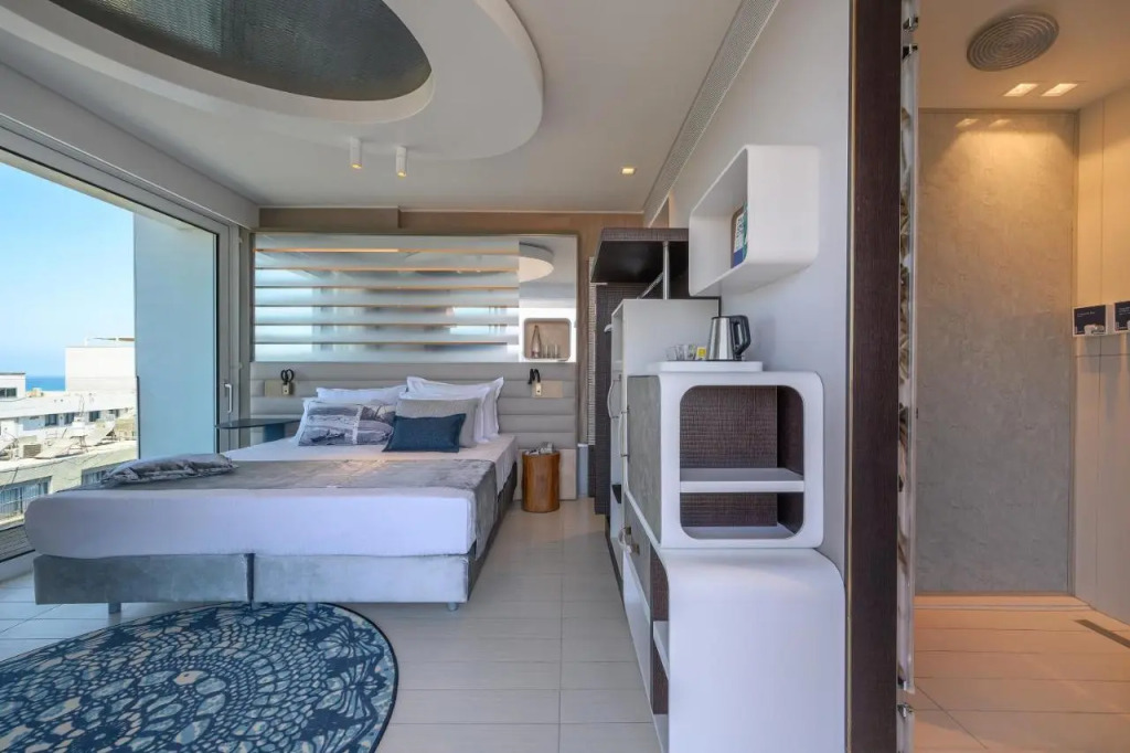Port Tower by Isrotel Design