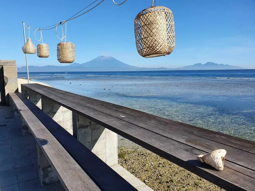 Waterside inn Nusa Penida