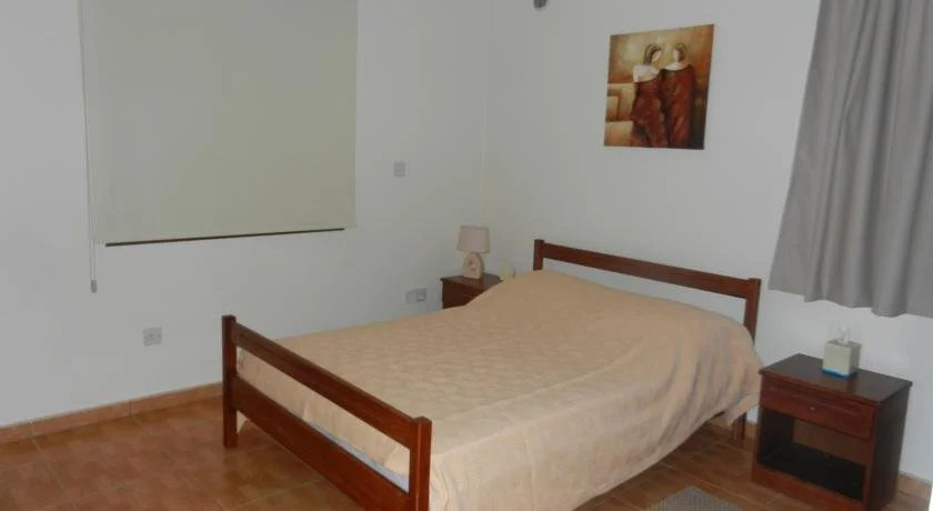 Dora Apartments
