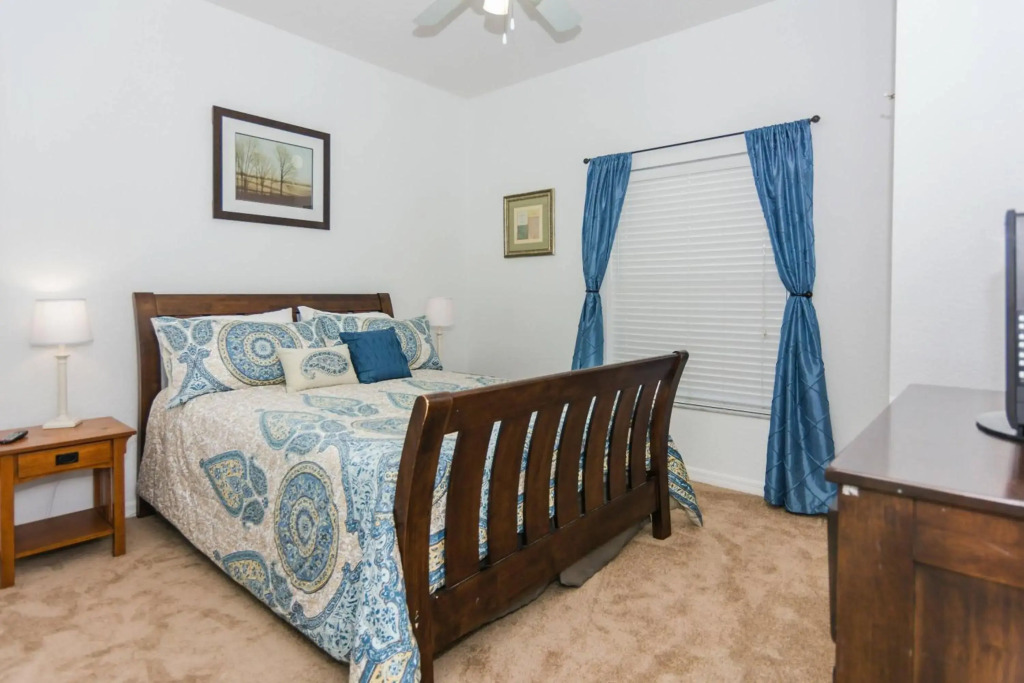 5Br 3Bath Private Townhome 13min Disney 1496ft