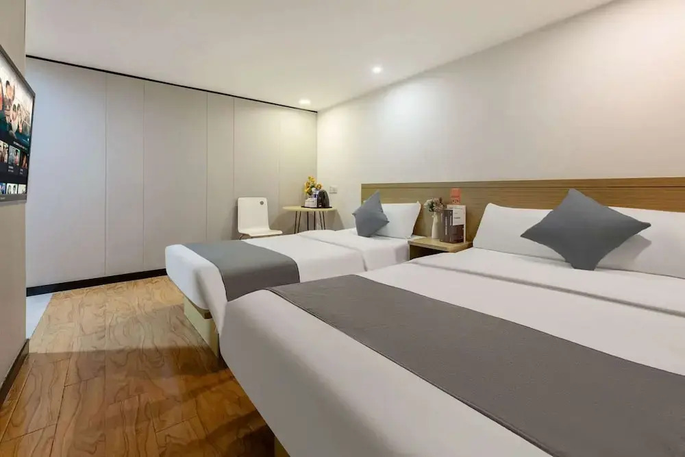 Yimi Hotel Changshou Metro Branch