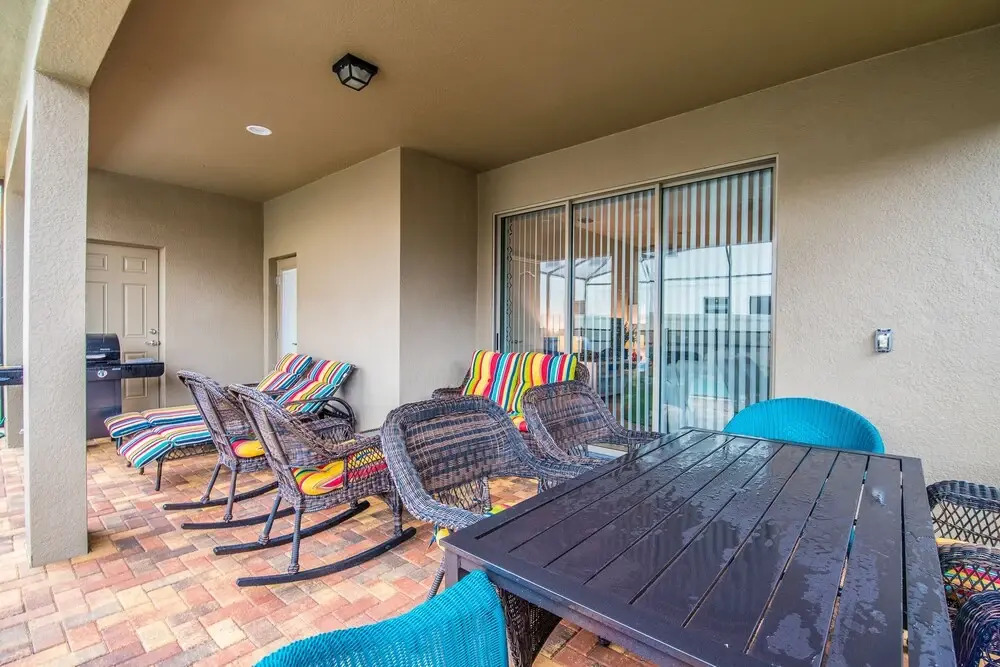 8952rs Luxury 7 Bed Villa with Saltwater Pool/Spa