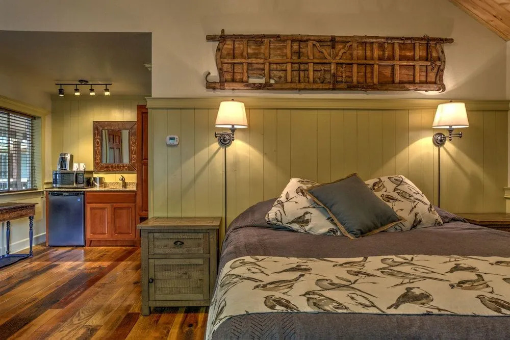 Shasta View Lodge