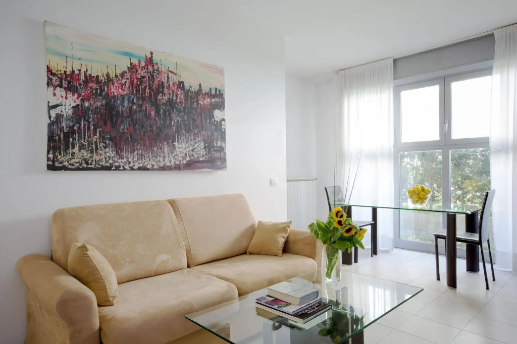 Nino Residence