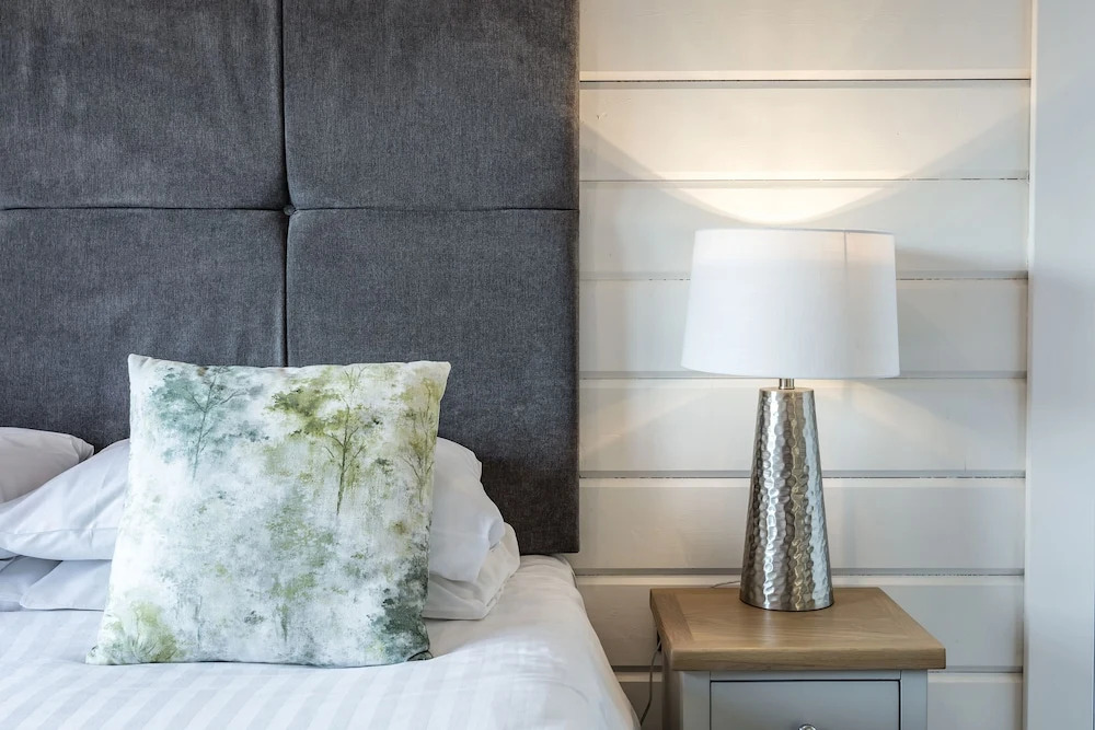 Roydon Marina Village Hotel