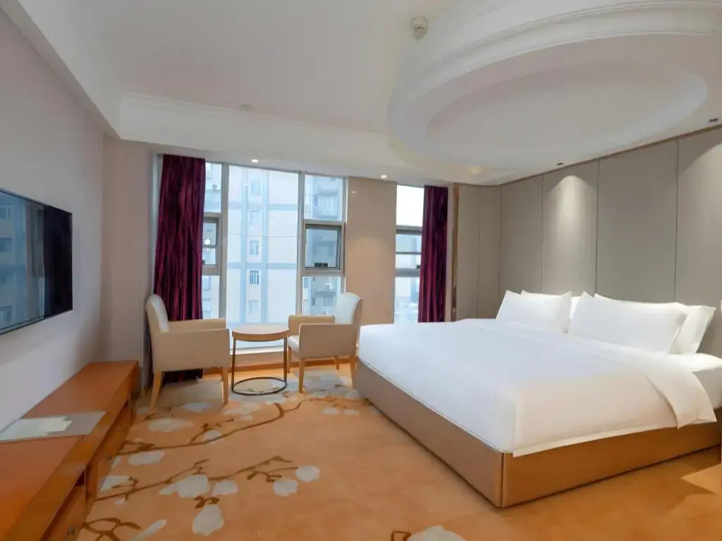 Vienna International Hotel (Tianmen Wanda Plaza Donghu Branch)