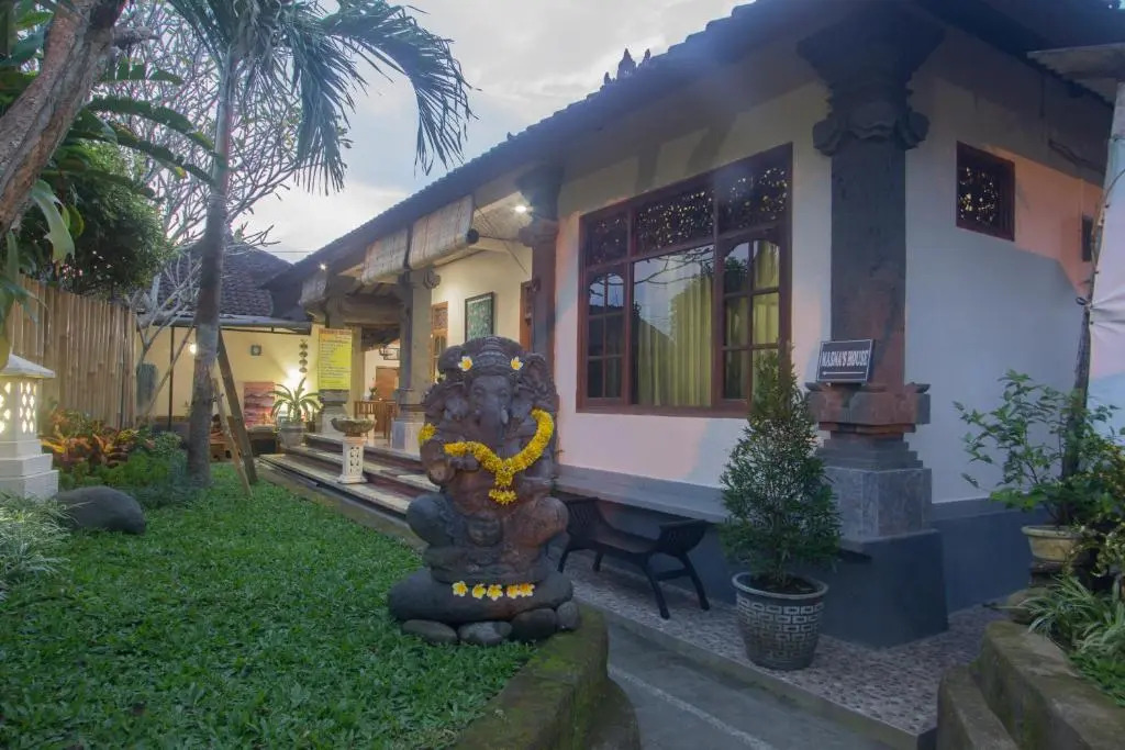 Asna House
