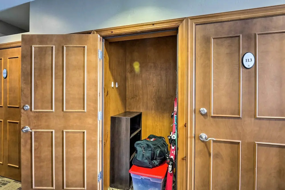Couple's Ski Condo: 1 Mi to Breckenridge Golf Club