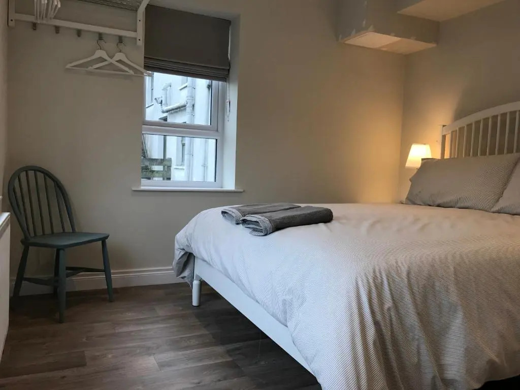 Bush House Accommodation - The Courthouse Apartment