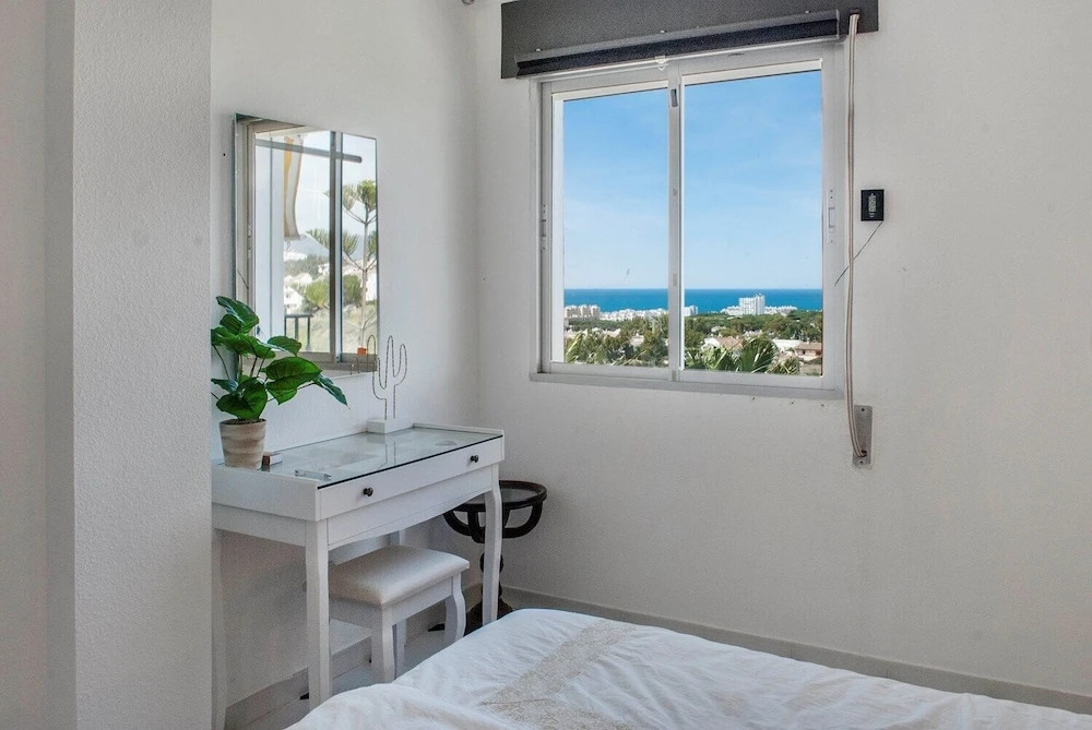 Riviera del Sol Apartment SeaView and Pool WIFI Near Beach Ref 75