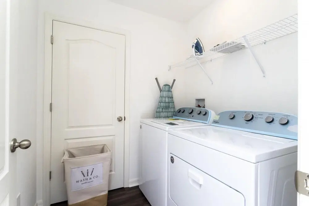 Gorgeous 4Bd Close to Disney Enclave at Festival 628