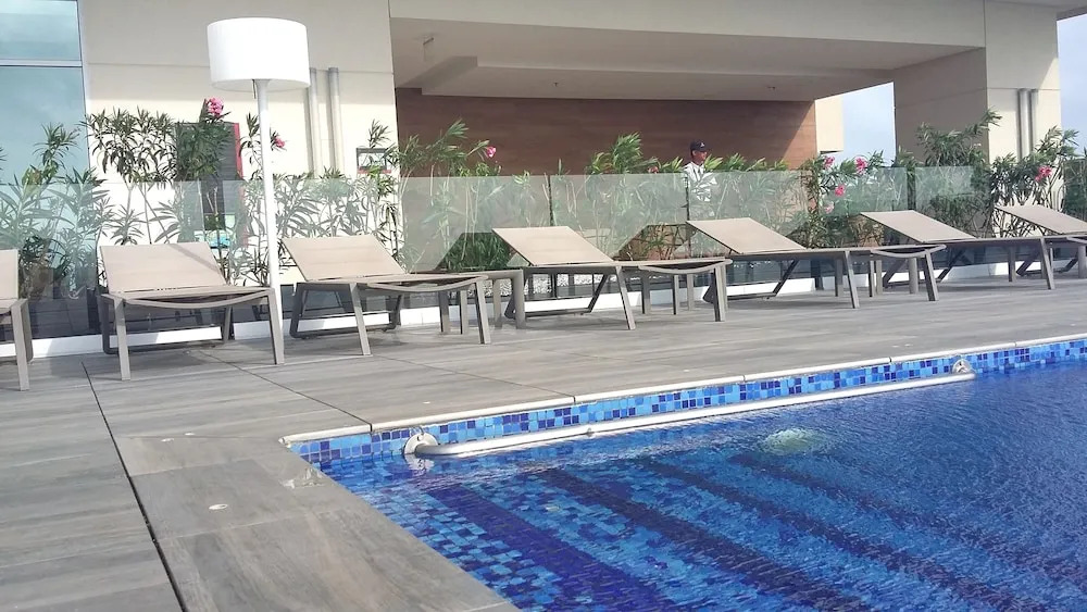 H2 LUXURY 3 Bedroom Apartment