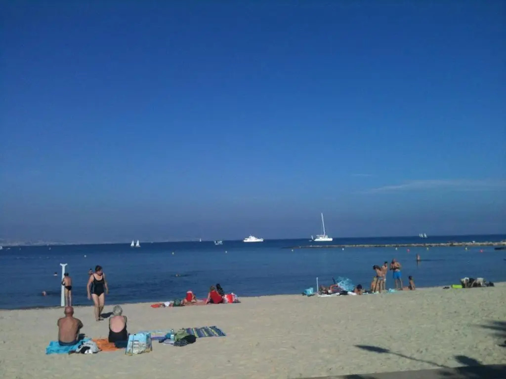 LAzur Promenade