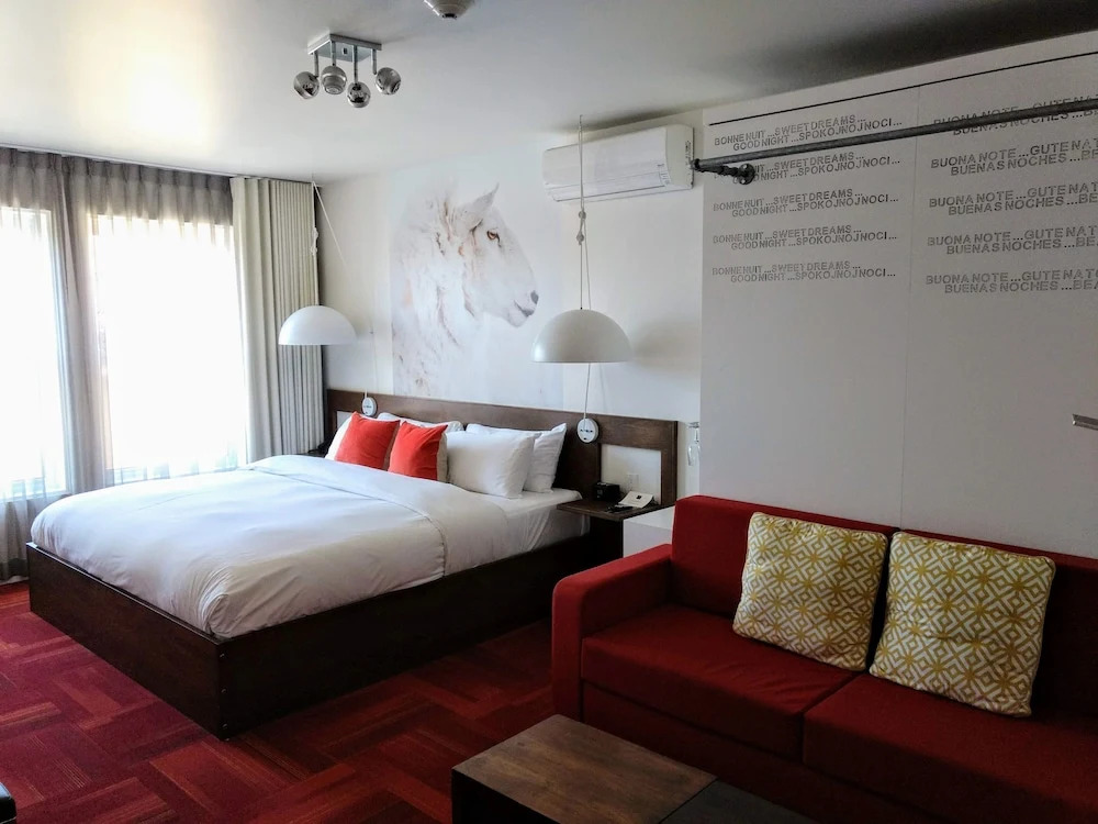 C3- Hotel Art De Vivre