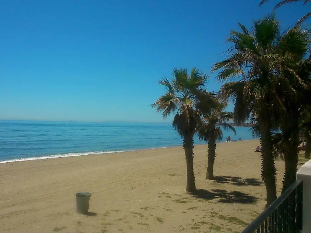 Apartamento de 2 habitaciones en el corazón de La Milla de Oro,Marbella