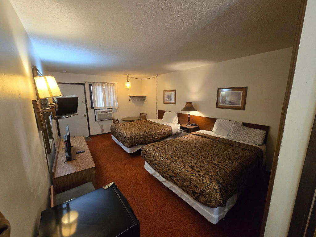 OYO Sandman Inn