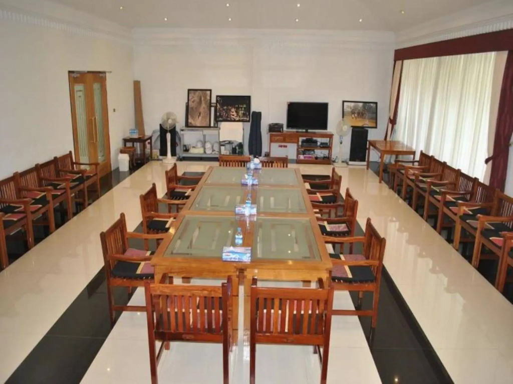 Myanmar Life Hotel