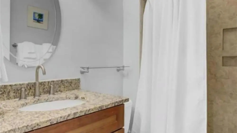 7C Mariners Walk by Avantstay Beautiful Porch, Easy Access to Pool + Beach