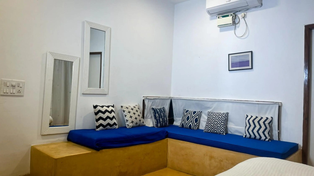 VILLA M,Solitude-1, 3bhk, nrbeach, wifi, pool, Candolim, Goa-by Moh Hospitality