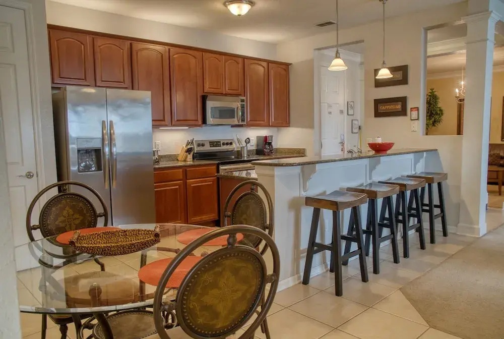 Vista Cay Luxury Lakeview 3 Bedroom Condo 3087