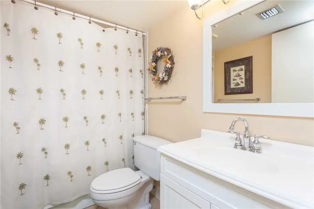 Shores Club 702 - Two Bedroom Condo