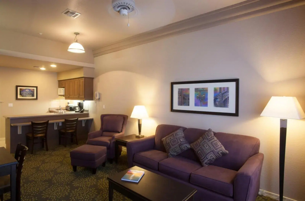 London Bridge Resort